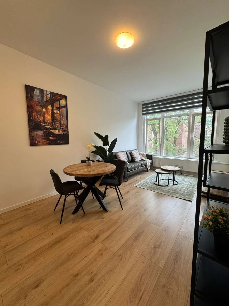 Foto van de Appartement gelegen aan de Middellandplein in Rotterdam