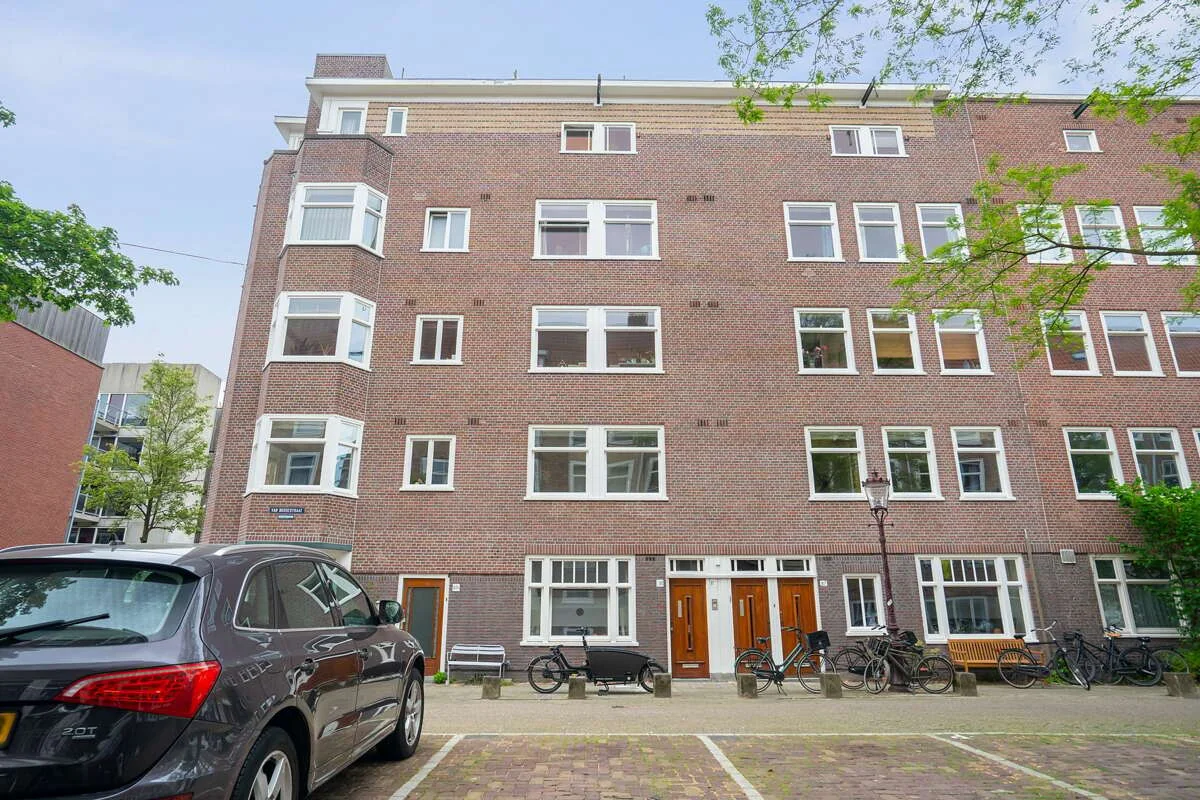Foto van de Appartement gelegen aan de Van Bossestraat in Amsterdam
