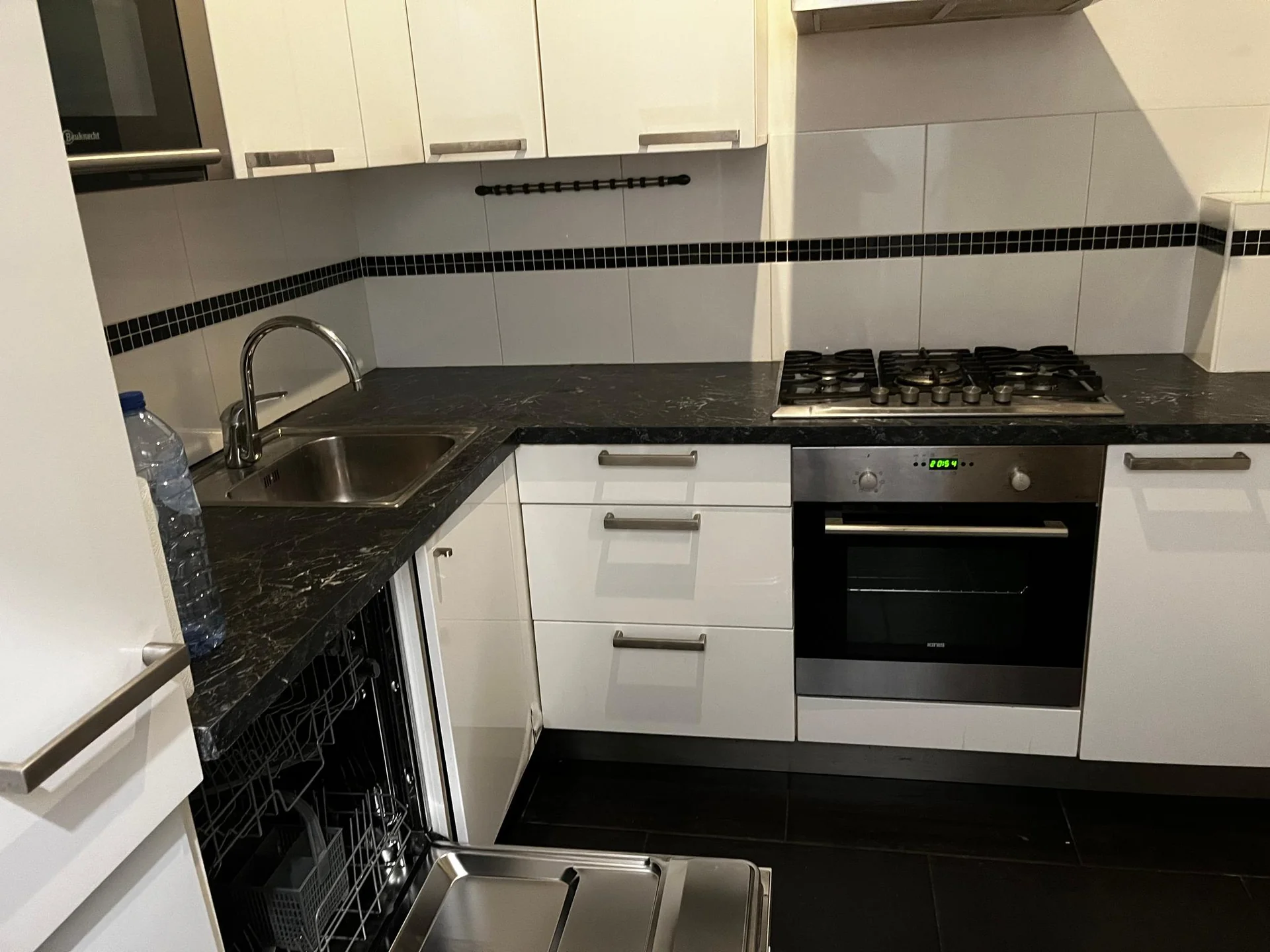 Foto van de Kamer gelegen aan de Krabbendijkestraat in Rotterdam