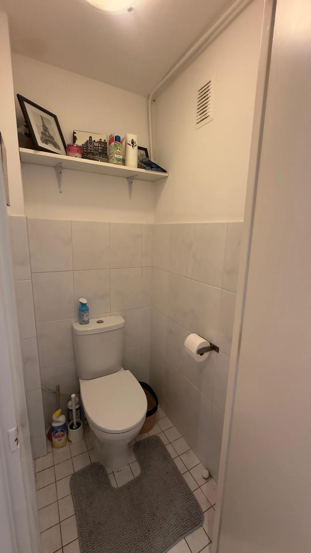 Foto van de Kamer gelegen aan de Van Nijenrodeweg in Amsterdam