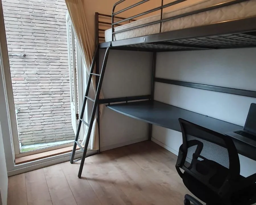 Foto van de Kamer gelegen aan de Leeghwaterstraat in Hoofddorp