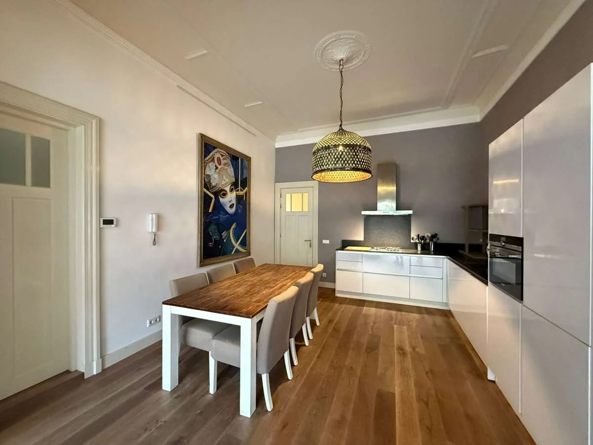 Foto van de Appartement gelegen aan de 's-Gravendijkwal in Rotterdam