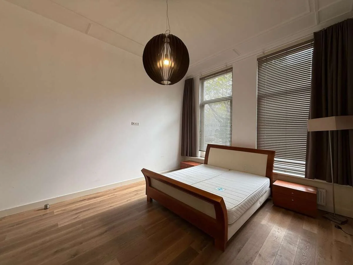 Foto van de Appartement gelegen aan de 's-Gravendijkwal in Rotterdam