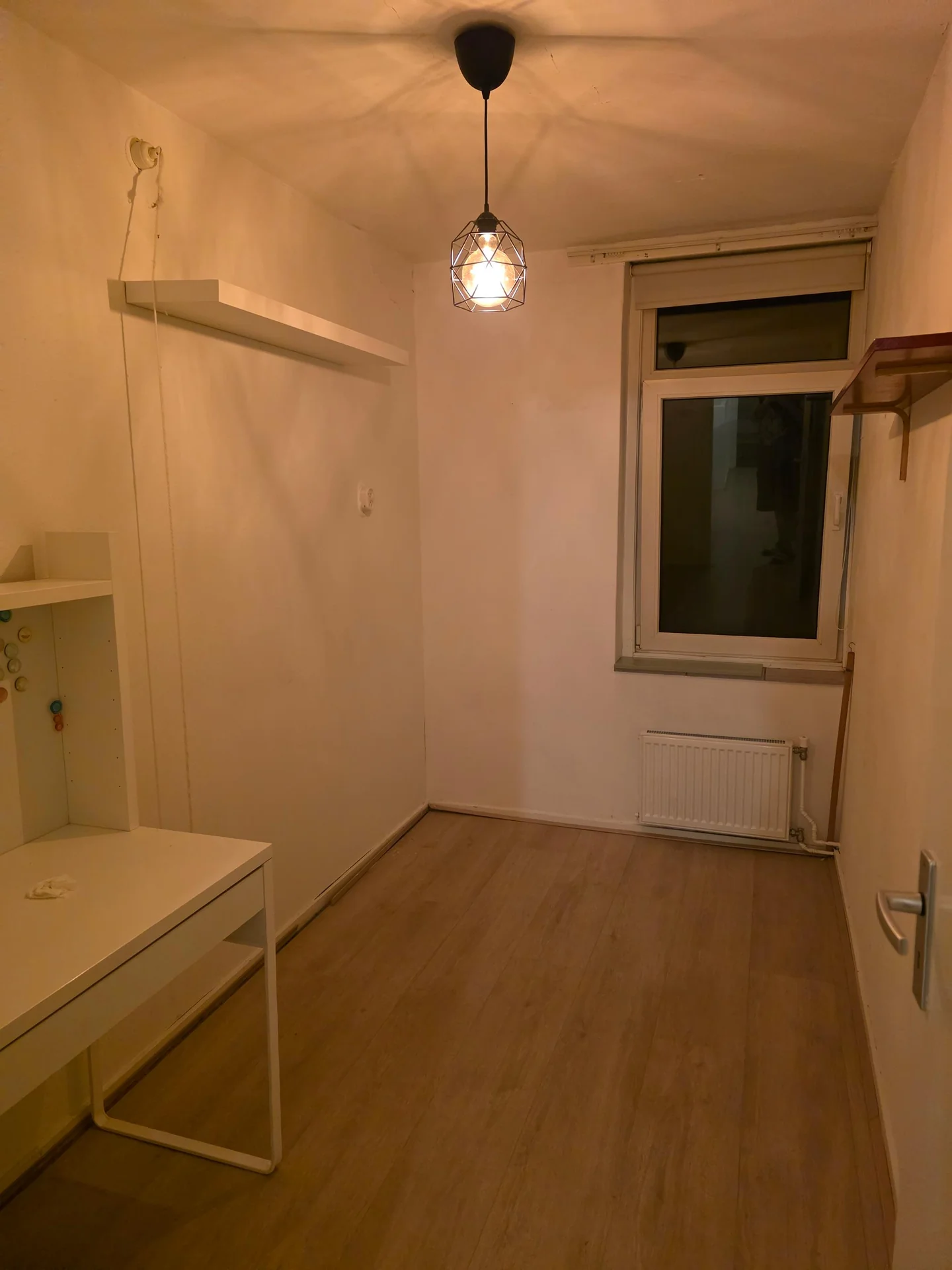Foto van de Kamer gelegen aan de Jennerstraat in Groningen