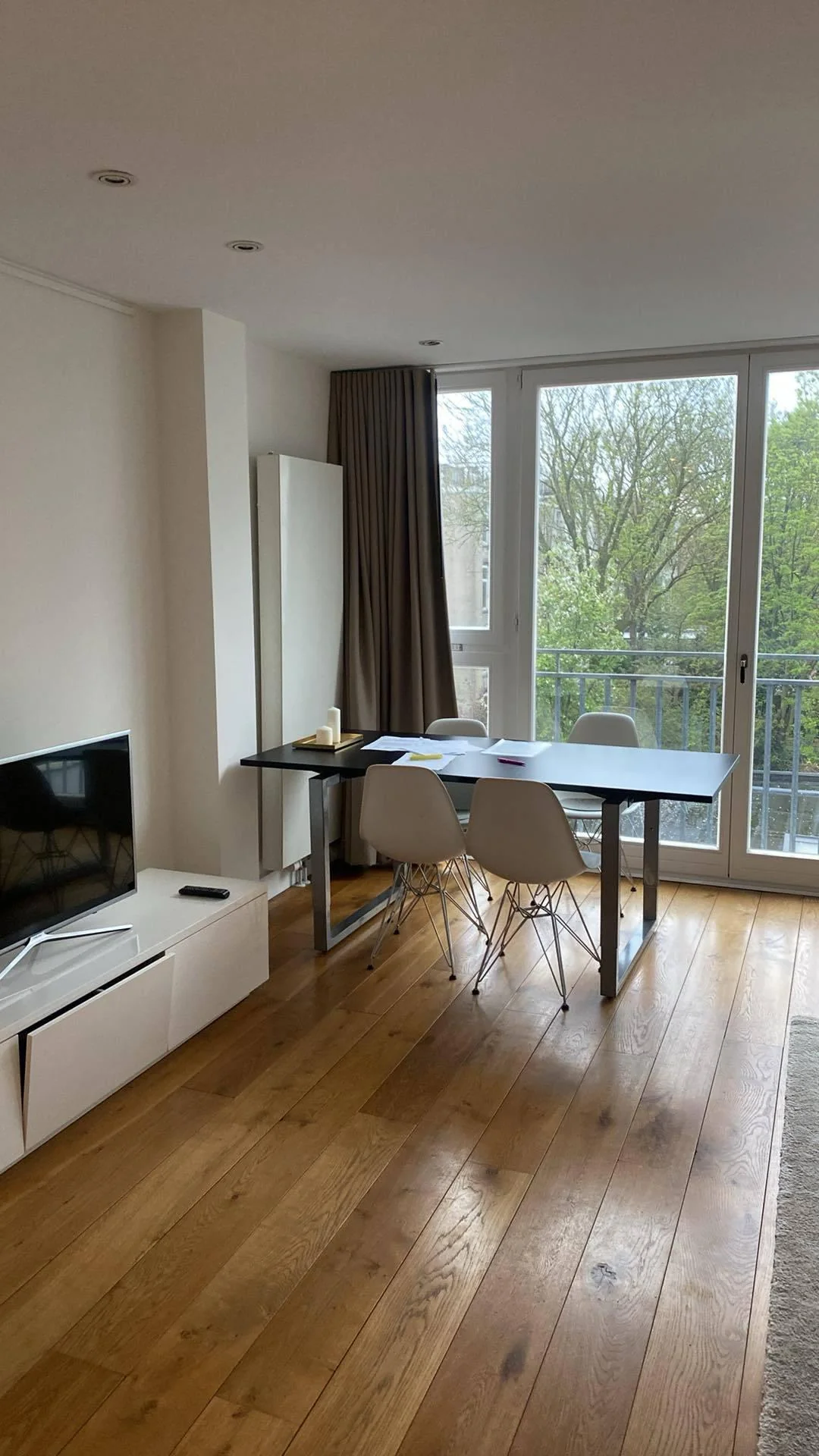 Foto van de Kamer gelegen aan de Tweede Van der Helststraat in Amsterdam