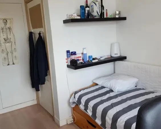 Foto van de Kamer gelegen aan de De Sitterstraat in Groningen