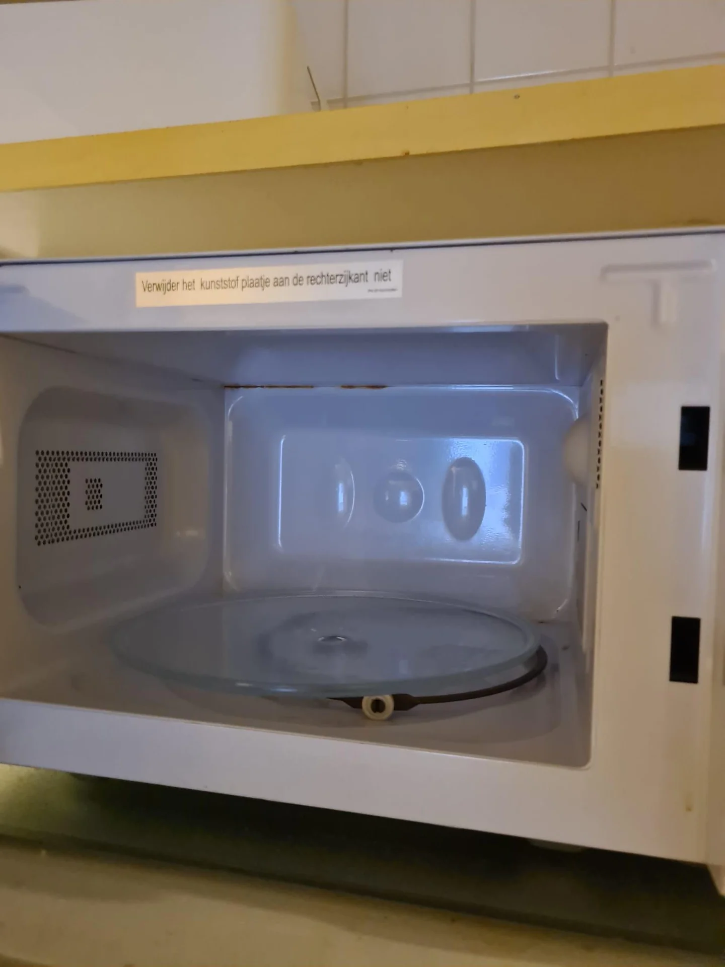 Foto van de Appartement gelegen aan de Kerstomaatplantsoen in Amsterdam