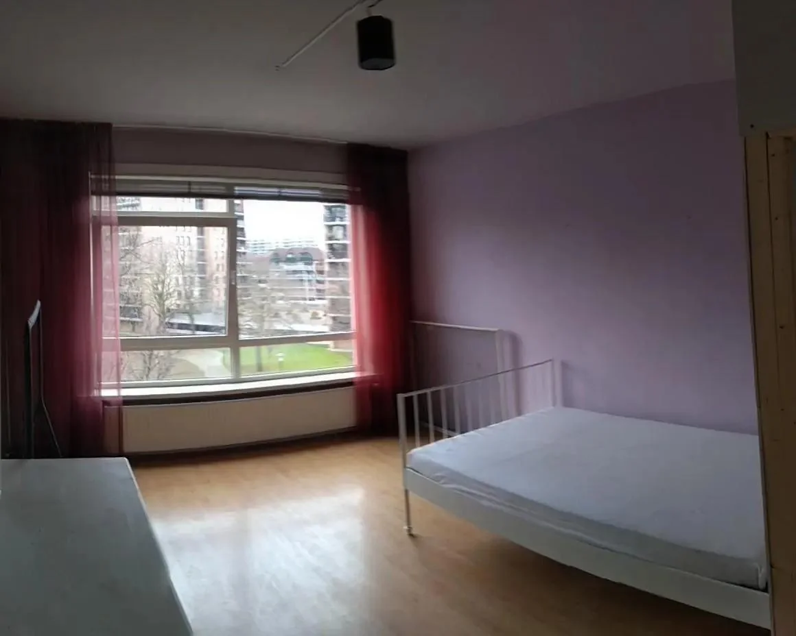 Foto van de Kamer gelegen aan de Lombardkade in Rotterdam