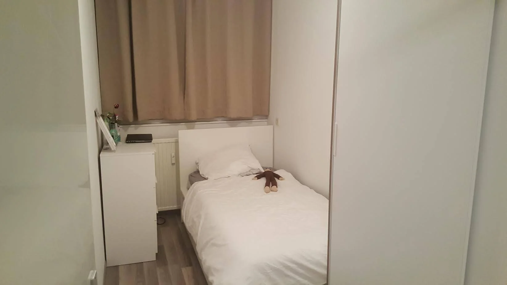 Foto van de Kamer gelegen aan de Marconistraat in Amsterdam