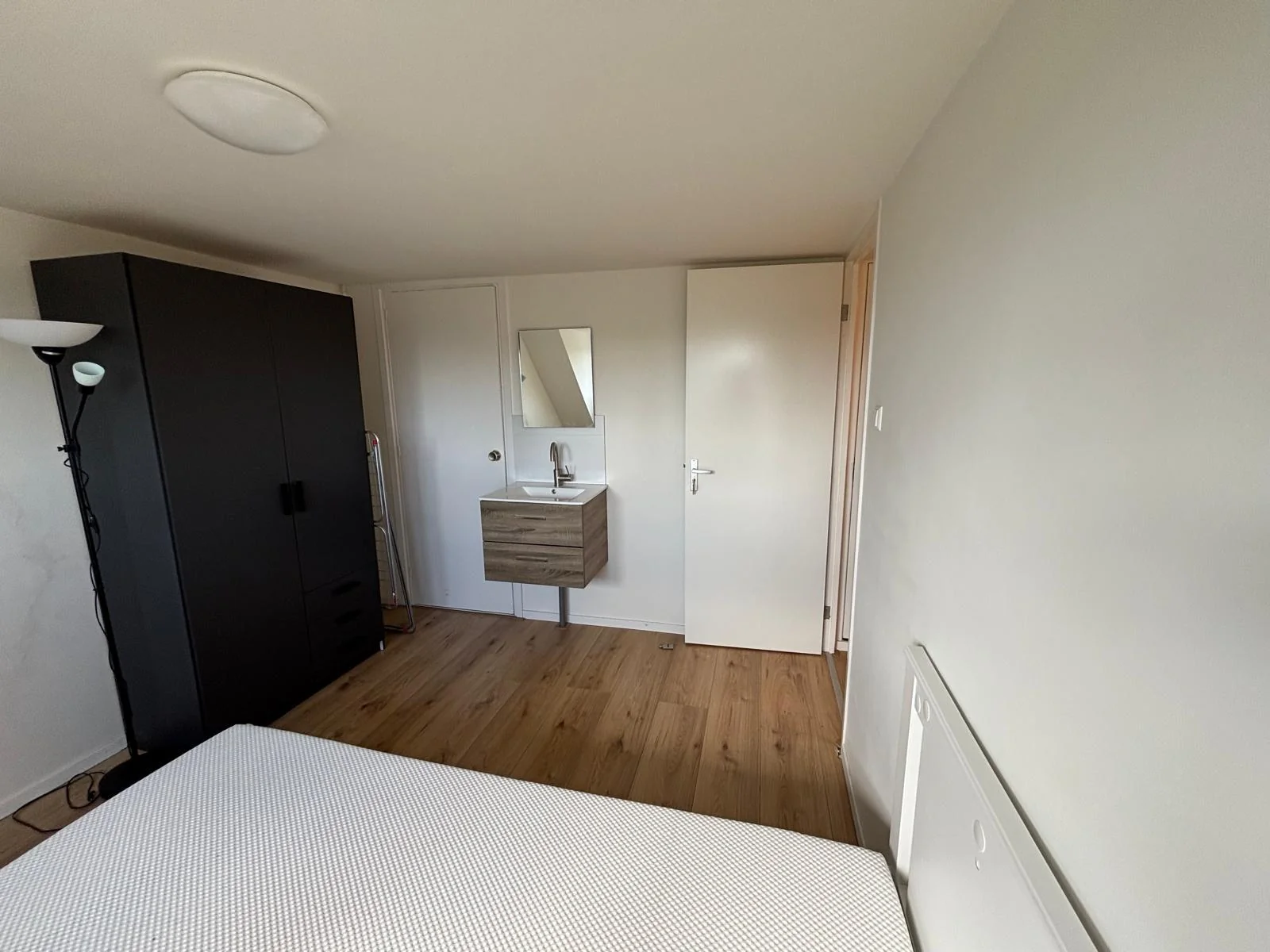 Foto van de Kamer gelegen aan de Burgemeester van Slijpelaan in Rotterdam