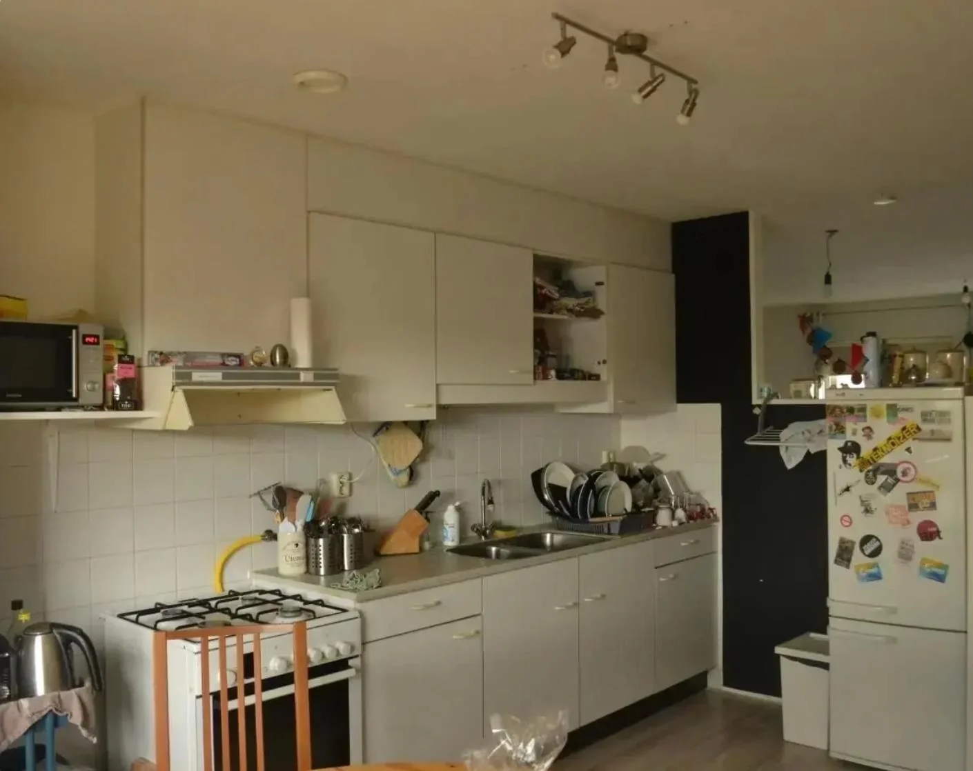 Foto van de Kamer gelegen aan de Aartsbisschop Romerostraat in Utrecht