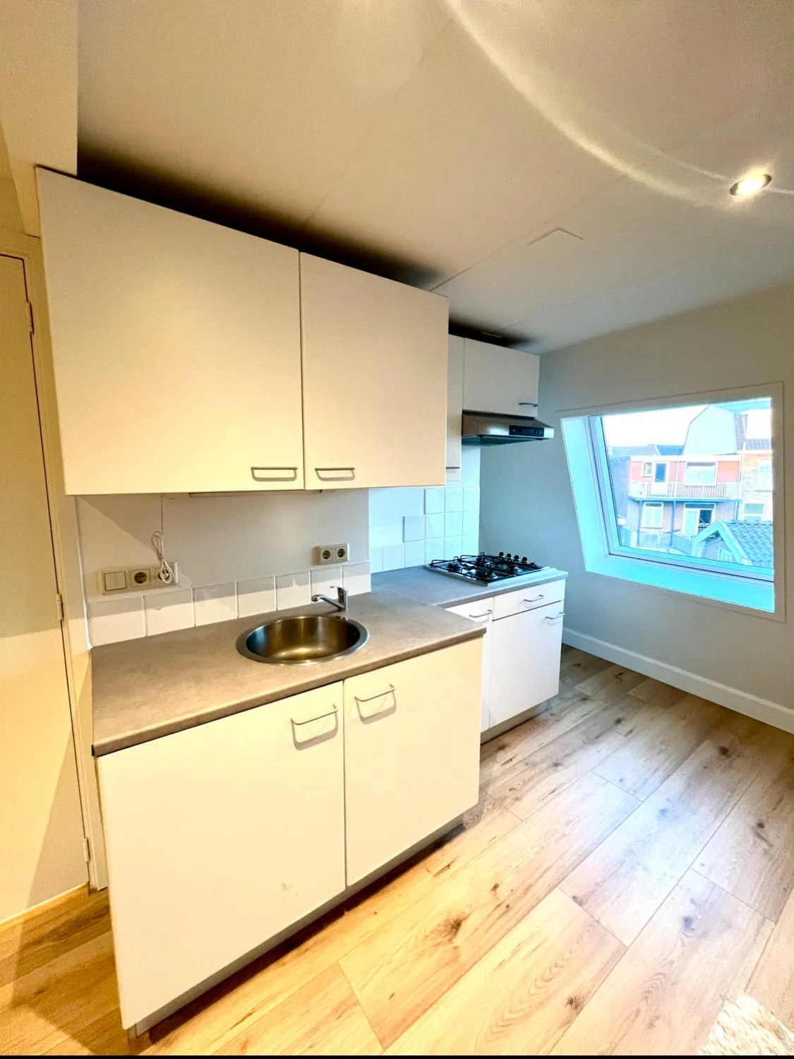 Foto van de Appartement gelegen aan de Kennemerstraat in Haarlem