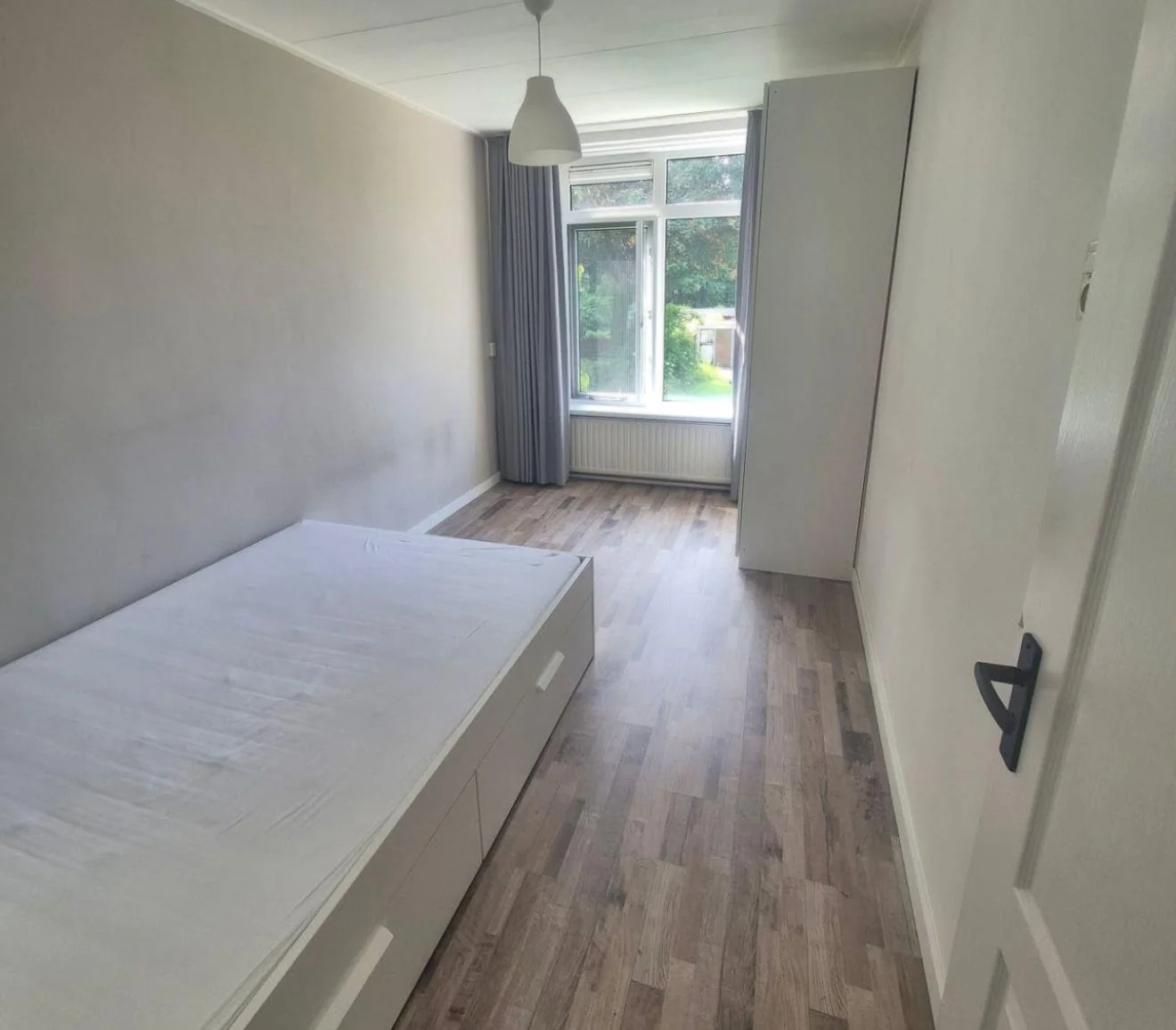 Foto van de Kamer gelegen aan de Dickensstraat in Rotterdam
