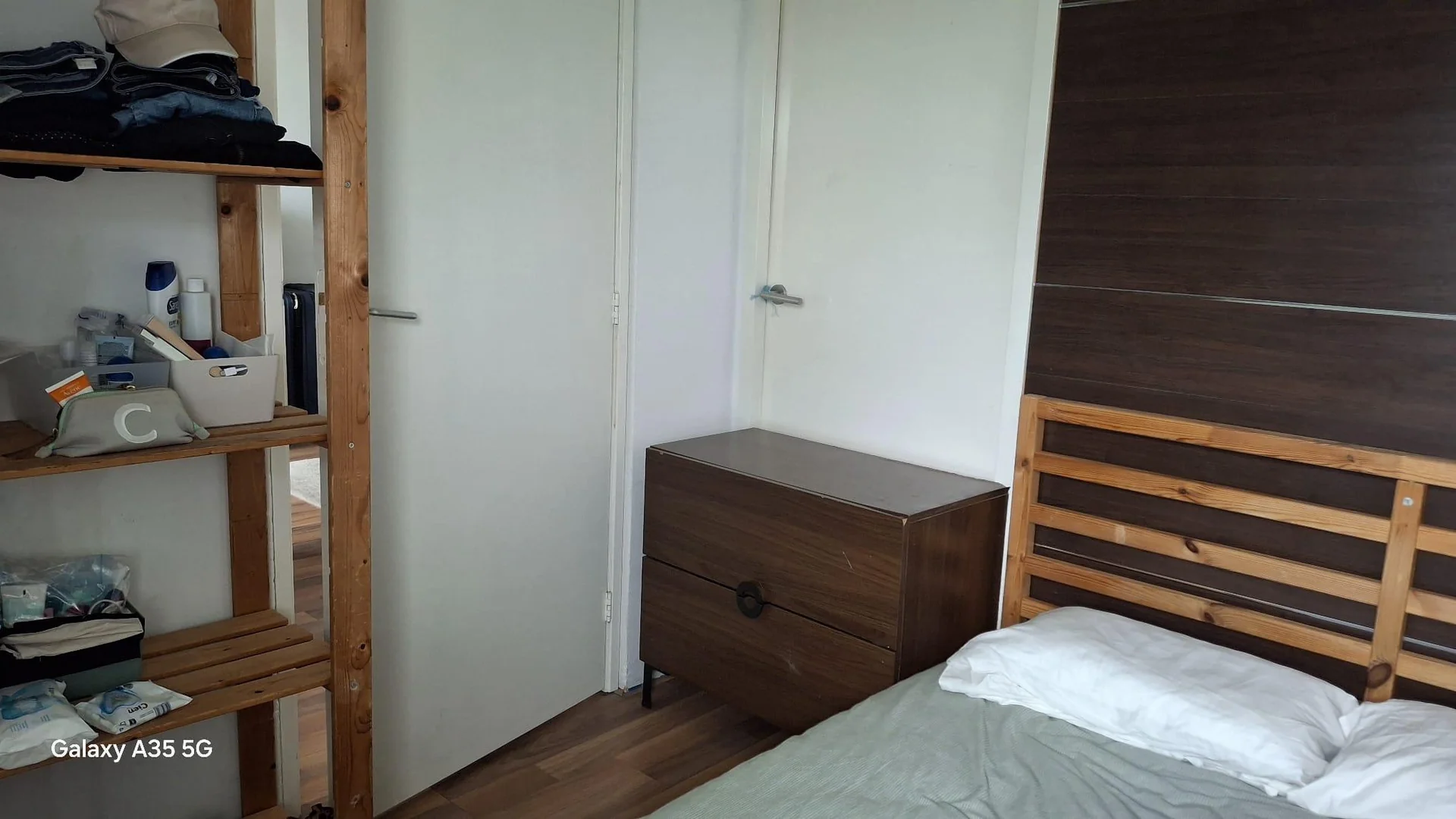 Foto van de Kamer gelegen aan de Hoogoord in Amsterdam
