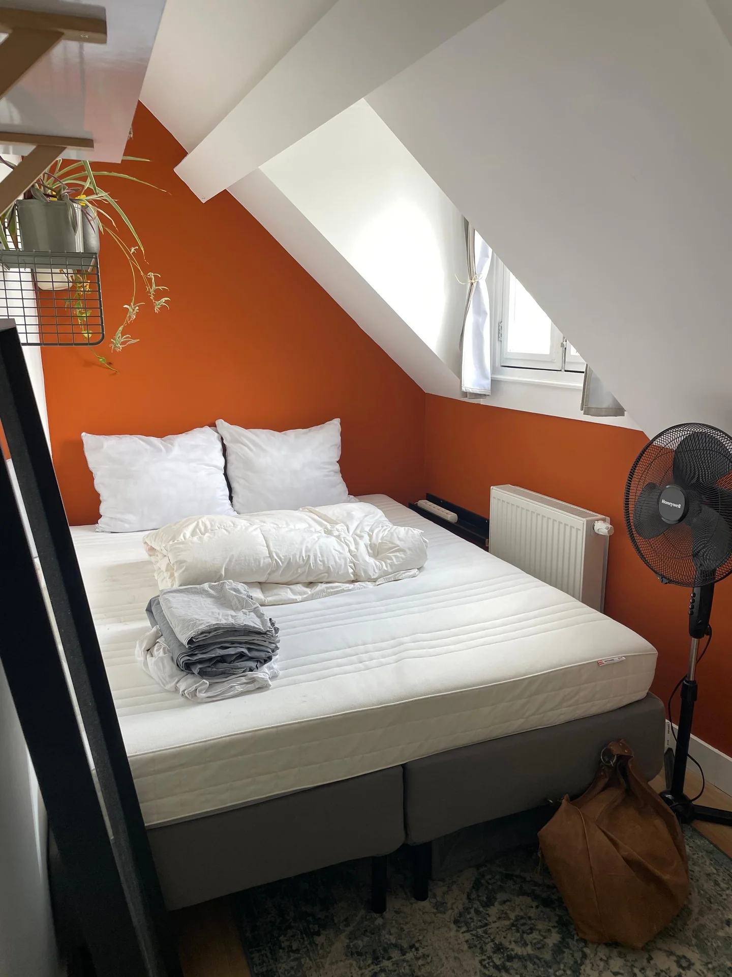 Foto van de Kamer gelegen aan de 3e Pijnackerstraat in Rotterdam