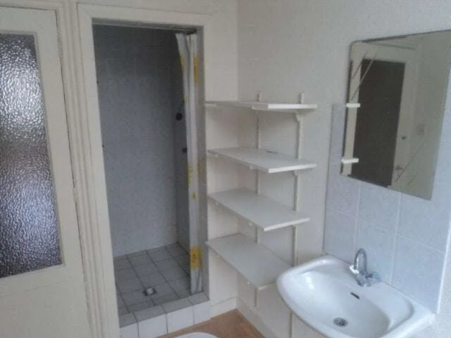 Foto van de Kamer gelegen aan de Dirk Hoogenraadstraat in Den Haag