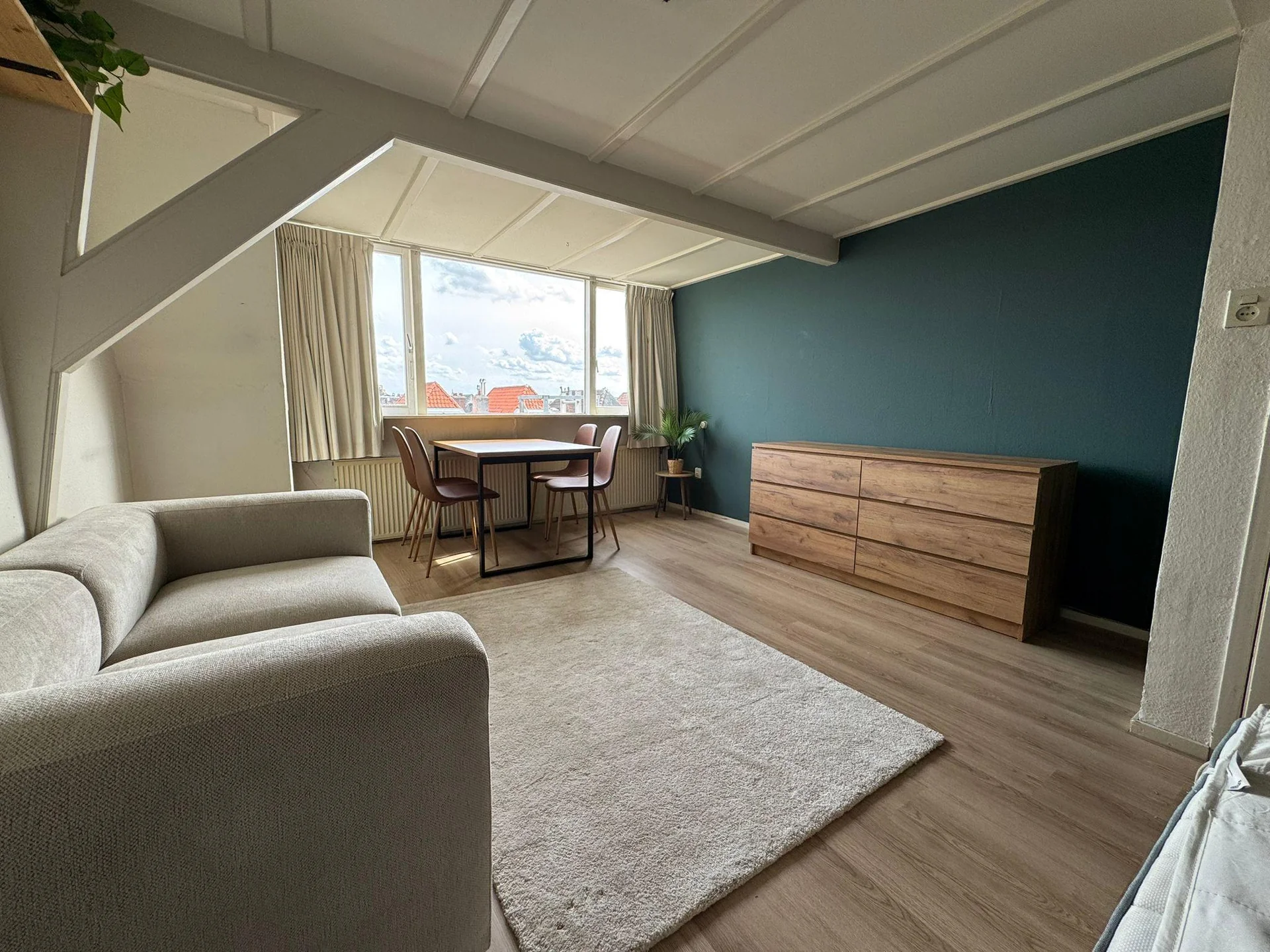 Foto van de Kamer gelegen aan de Stephensonstraat in Den Haag