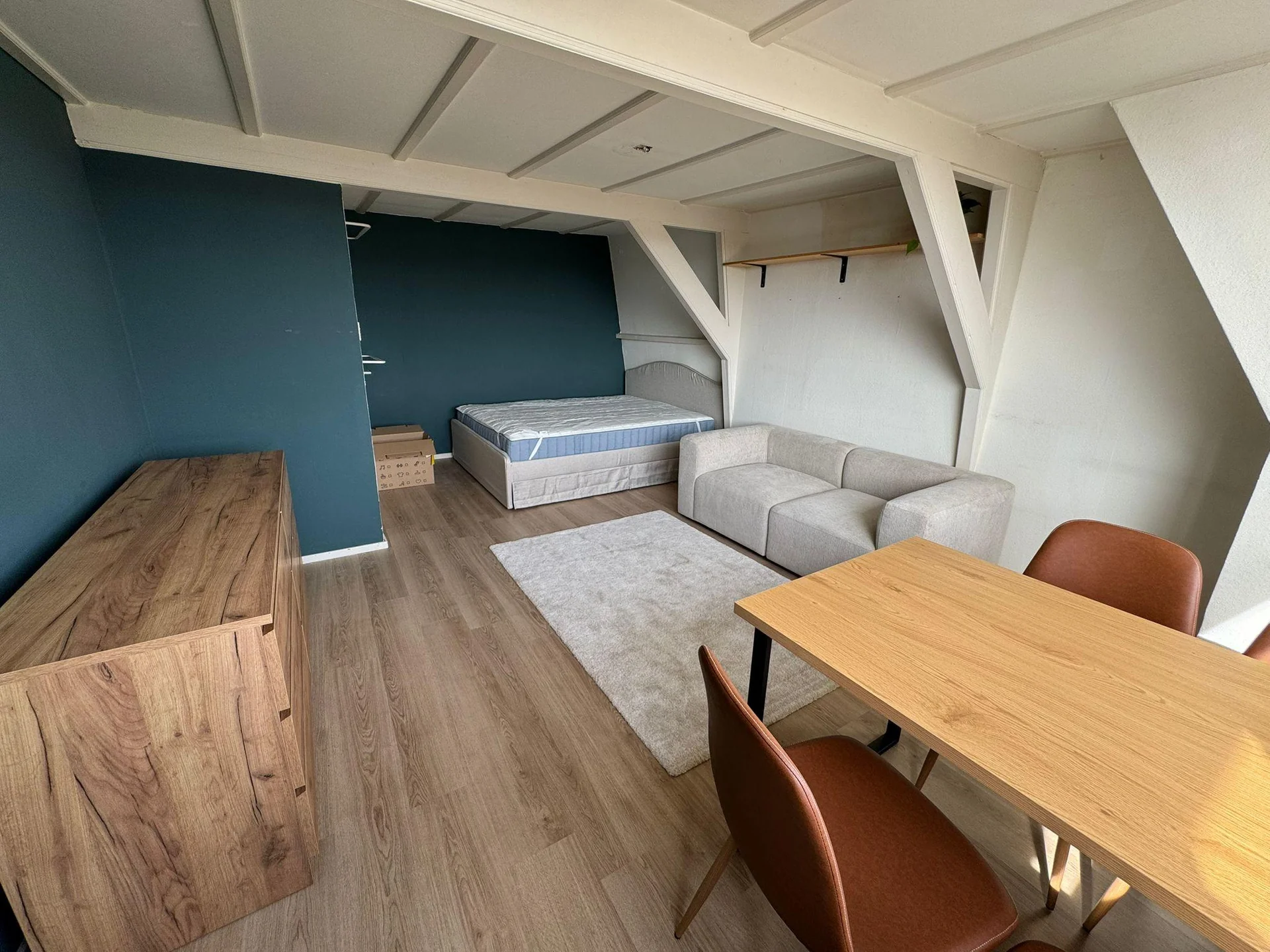 Foto van de Kamer gelegen aan de Stephensonstraat in Den Haag