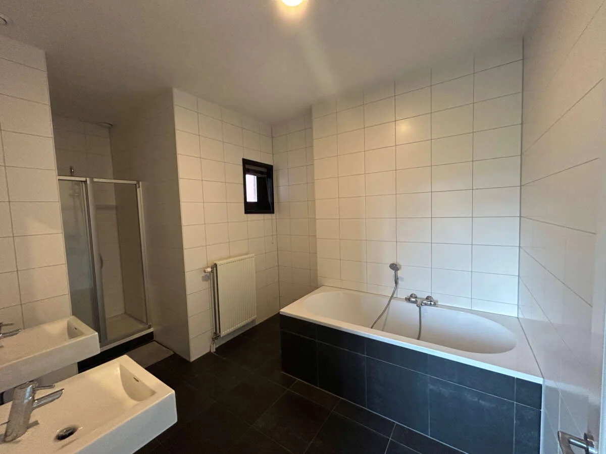 Foto van de Appartement gelegen aan de Roo-Valkstraat in Rotterdam