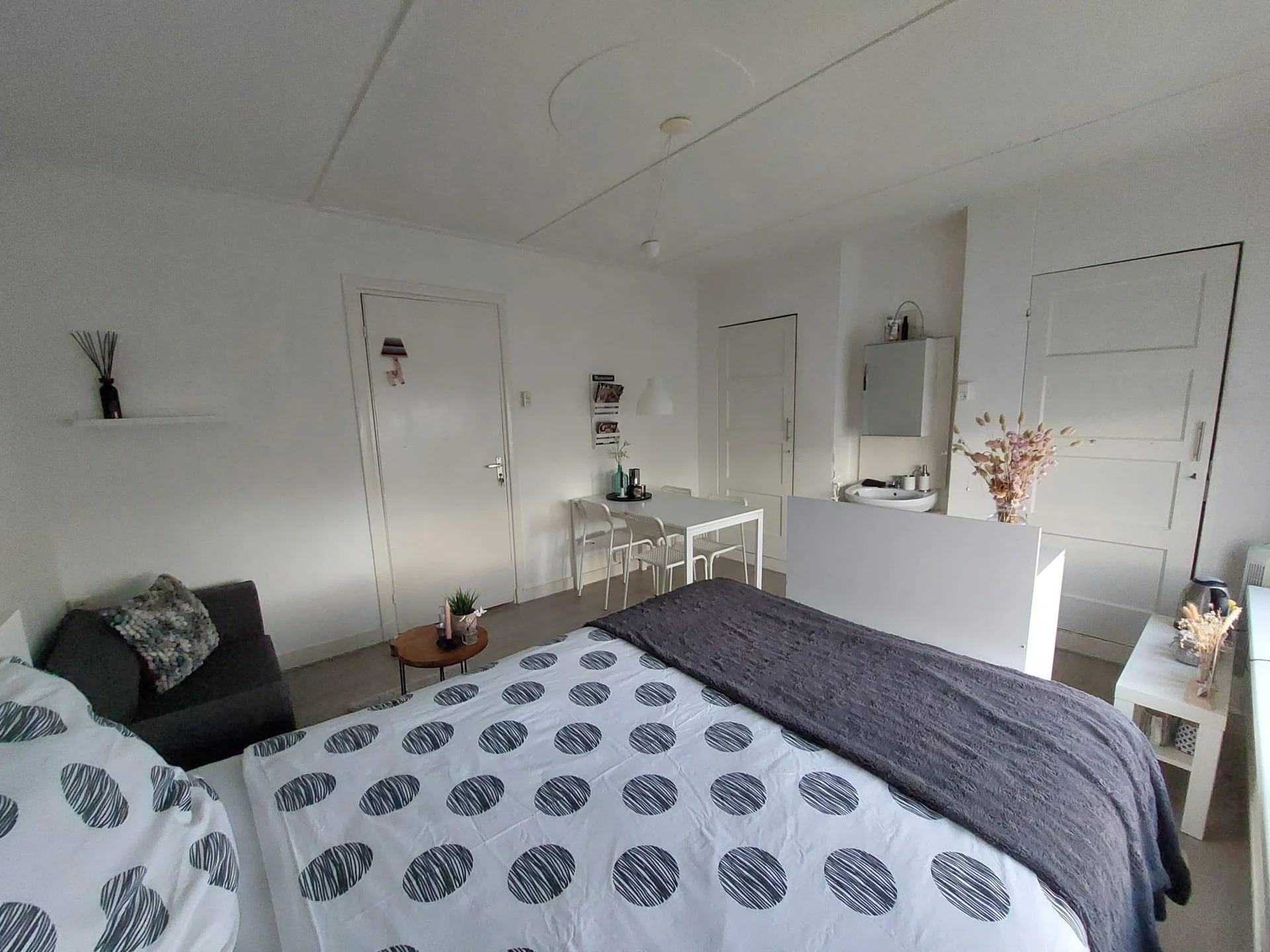 Foto van de Kamer gelegen aan de Friesestraatweg in Groningen