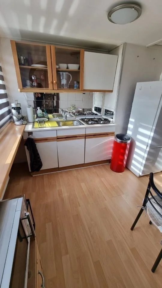 Foto van de Studio gelegen aan de Tiranaplantsoen in Haarlem