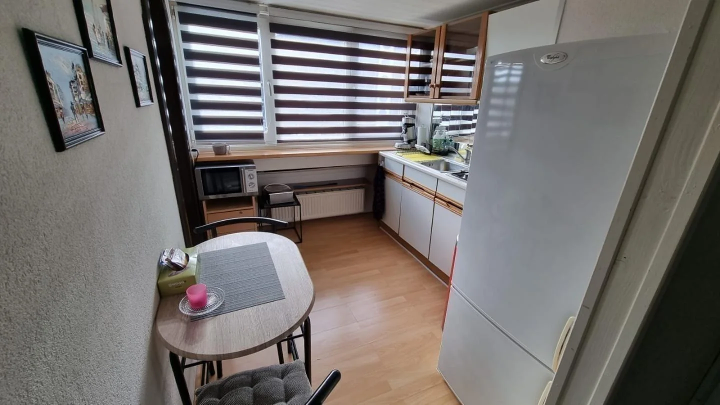 Foto van de Studio gelegen aan de Tiranaplantsoen in Haarlem