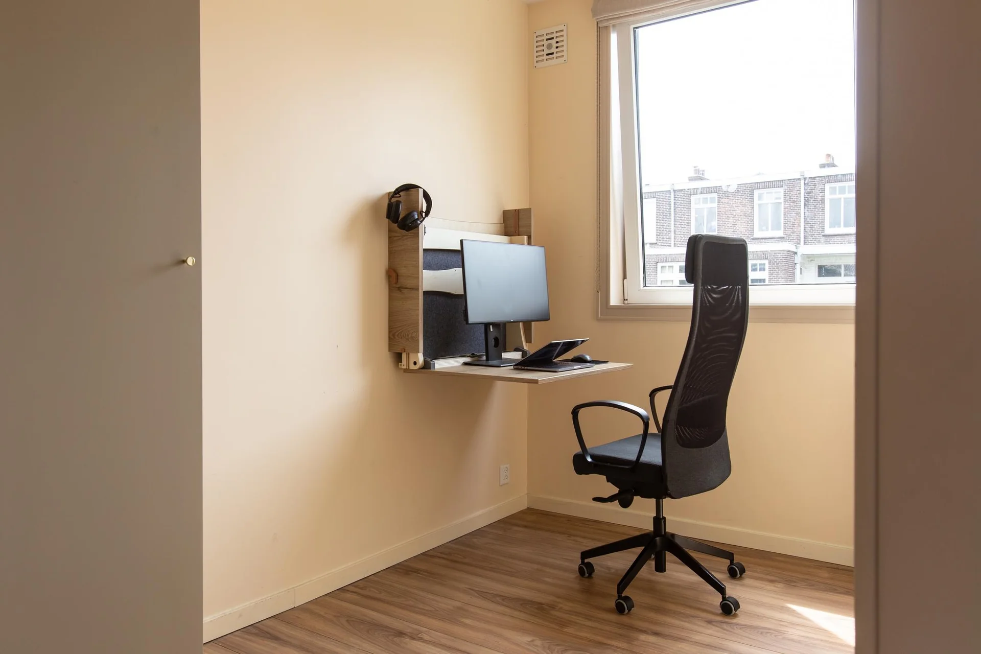 Foto van de Appartement gelegen aan de Bilderdijkkade in Amsterdam