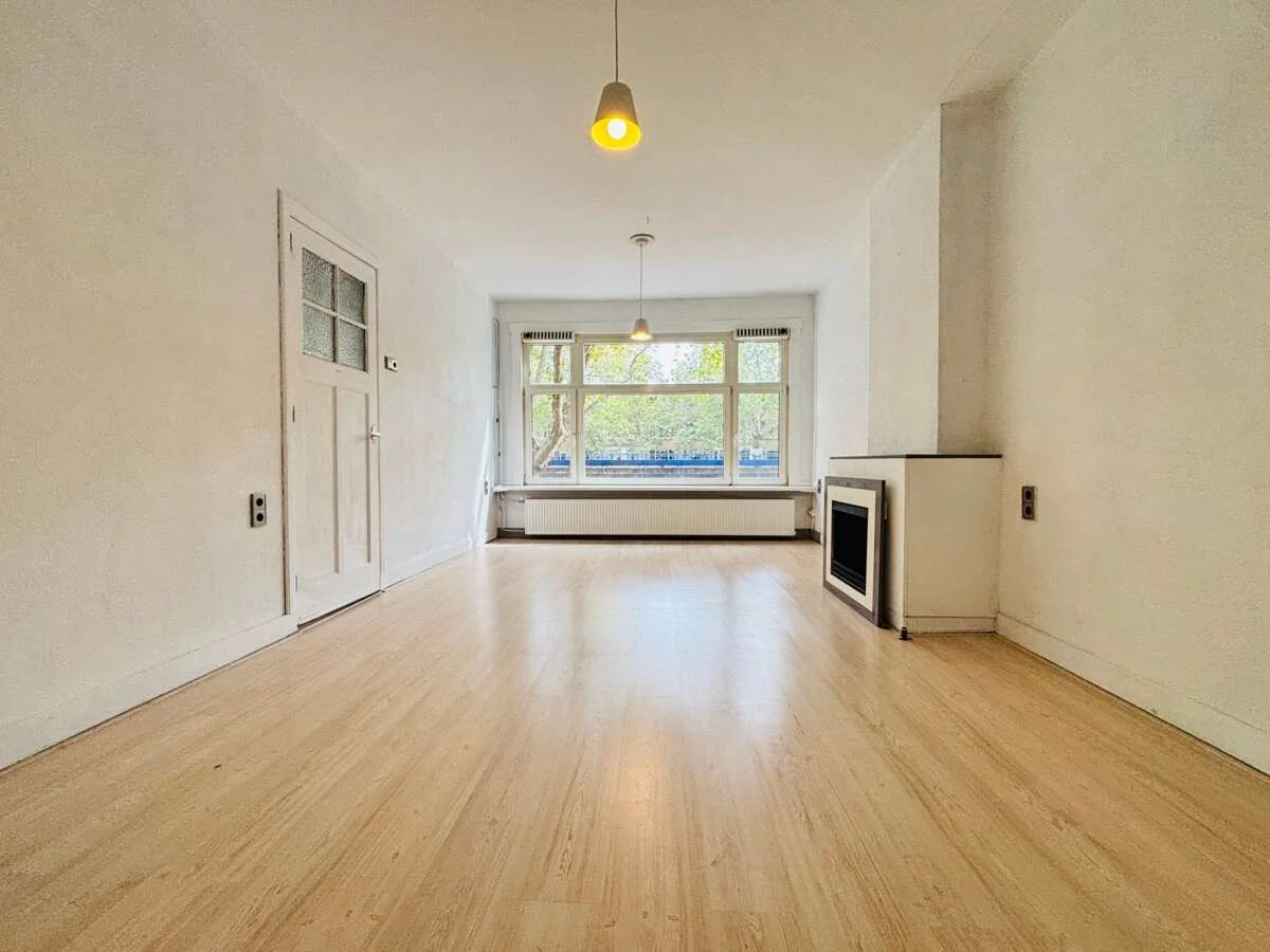 Foto van de Appartement gelegen aan de Mijnsherenlaan in Rotterdam