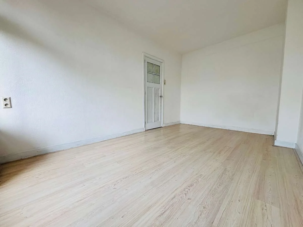 Foto van de Appartement gelegen aan de Mijnsherenlaan in Rotterdam