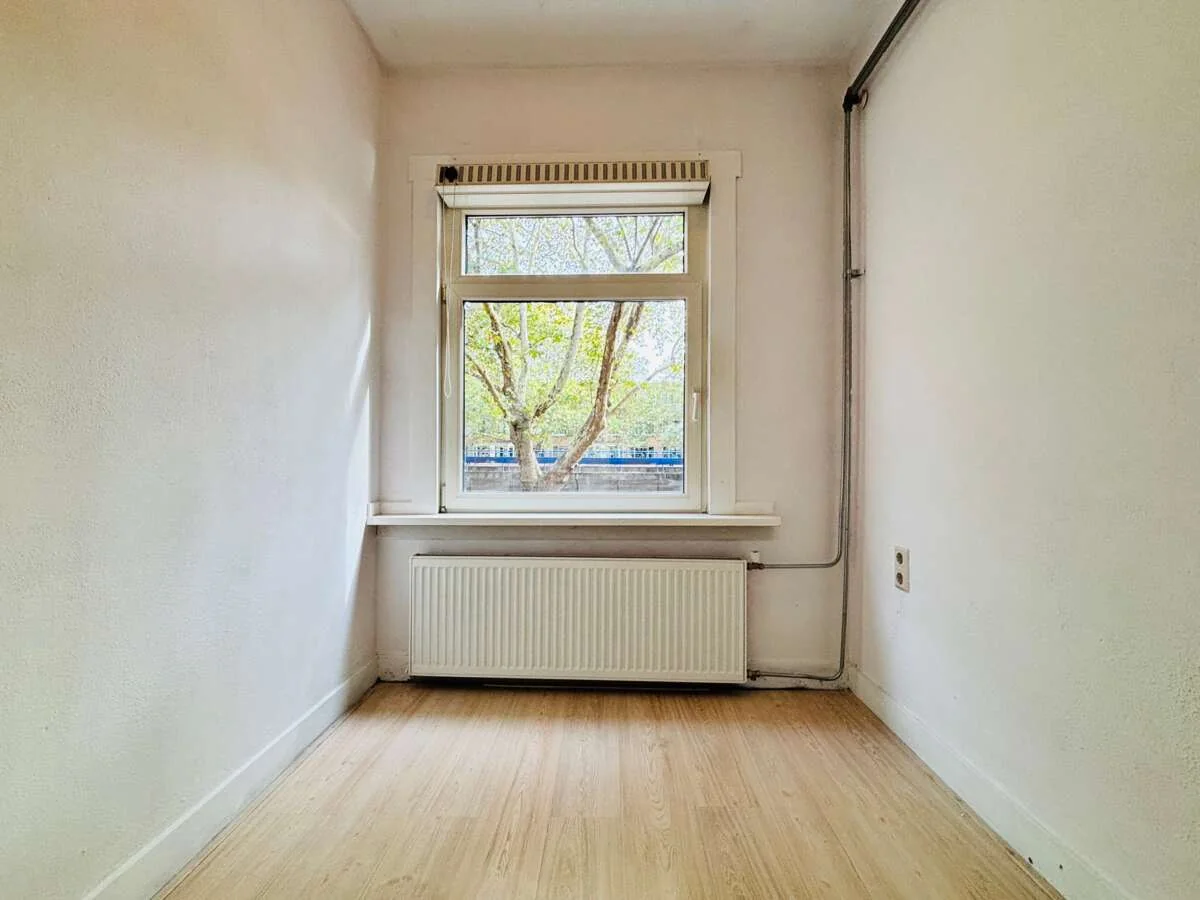 Foto van de Appartement gelegen aan de Mijnsherenlaan in Rotterdam
