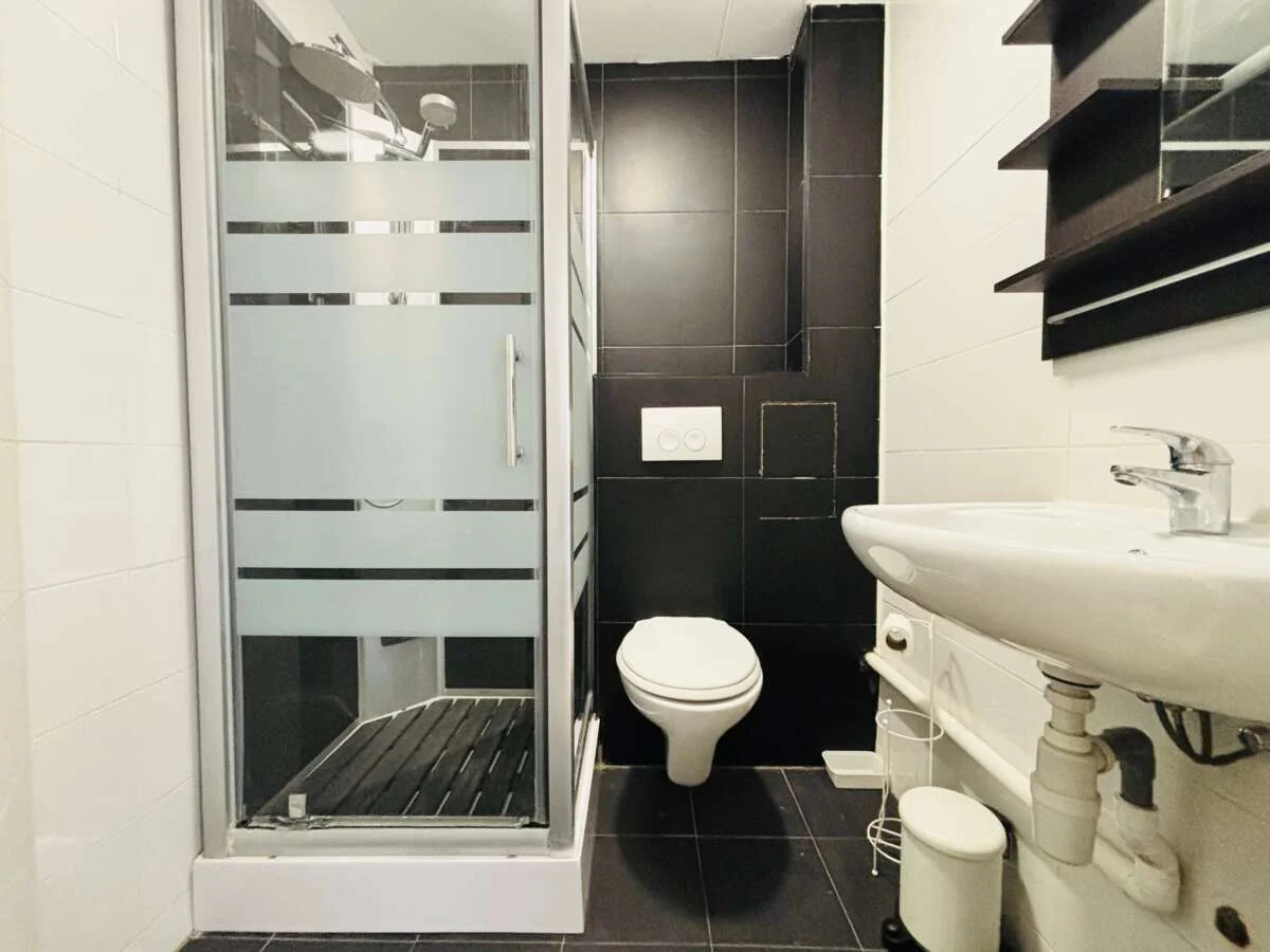 Foto van de Appartement gelegen aan de Mijnsherenlaan in Rotterdam