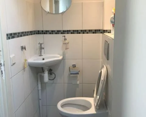 Foto van de Kamer gelegen aan de Weimarstraat in Den Haag