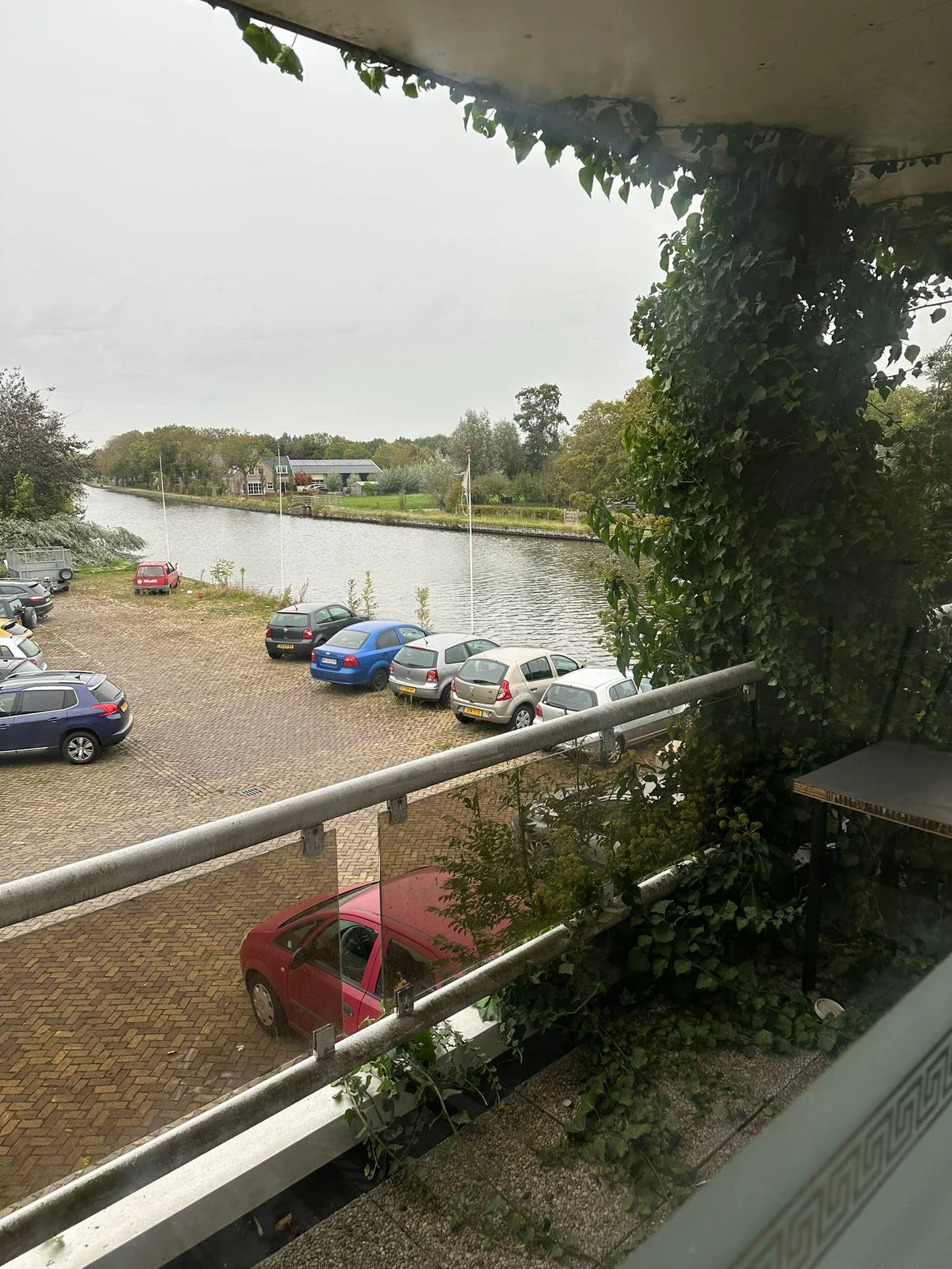 Foto van de Kamer gelegen aan de Rijndijk in Hazerswoude-Rijndijk