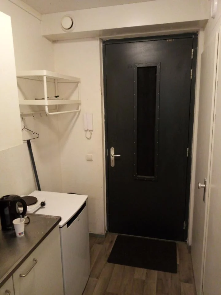 Foto van de Studio gelegen aan de Th. K. van Lohuizenlaan in Amsterdam