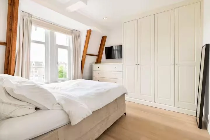 Foto van de Appartement gelegen aan de Kwakersplein in Amsterdam