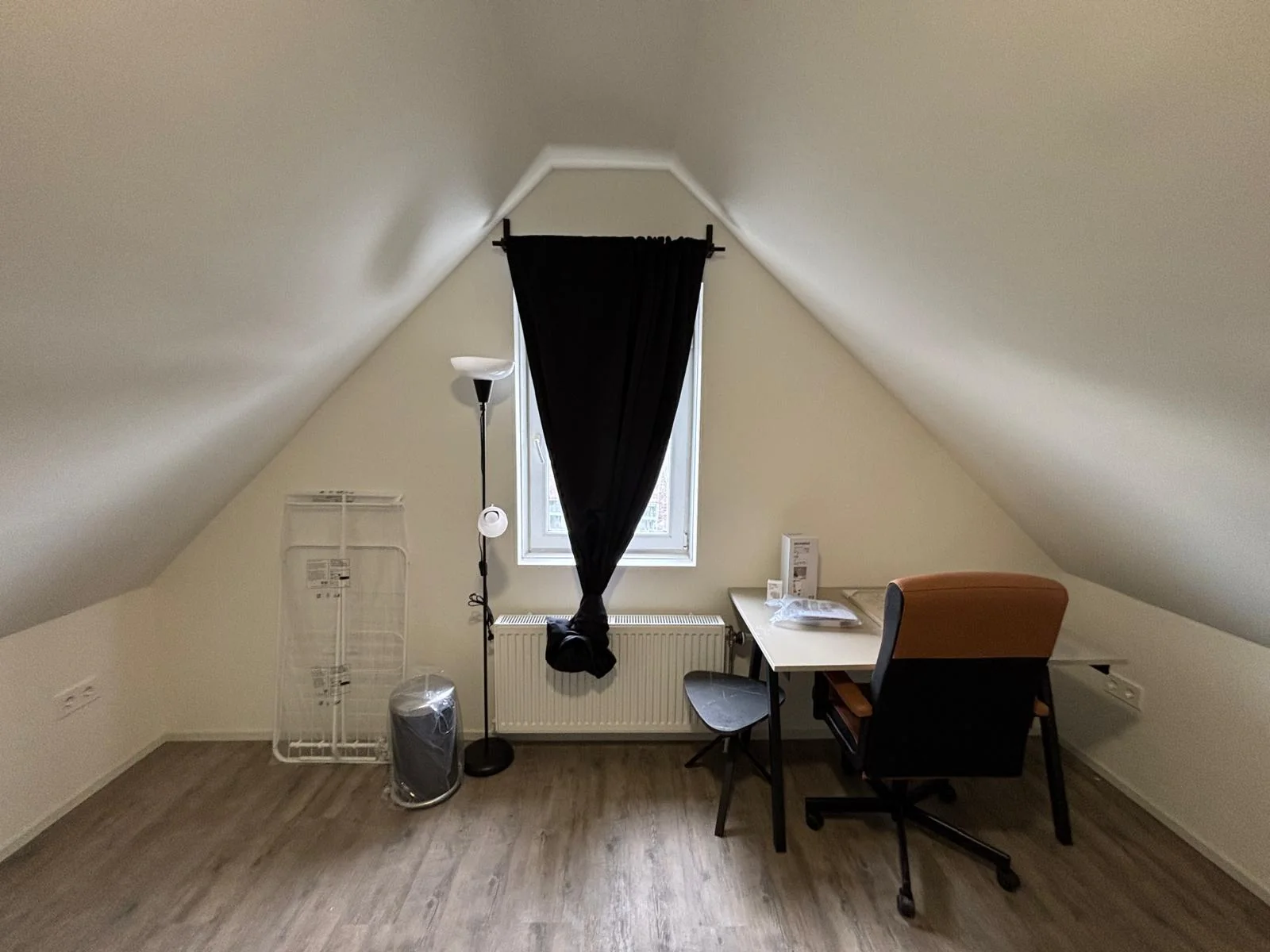 Foto van de Kamer gelegen aan de West-Varkenoordseweg in Rotterdam