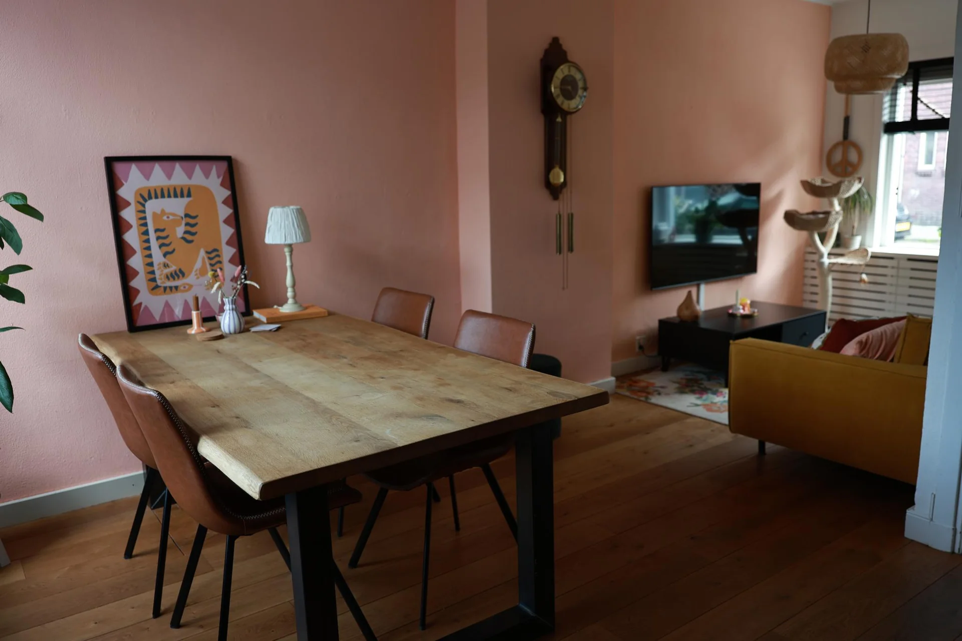 geblurde versie van de foto als achtergrond