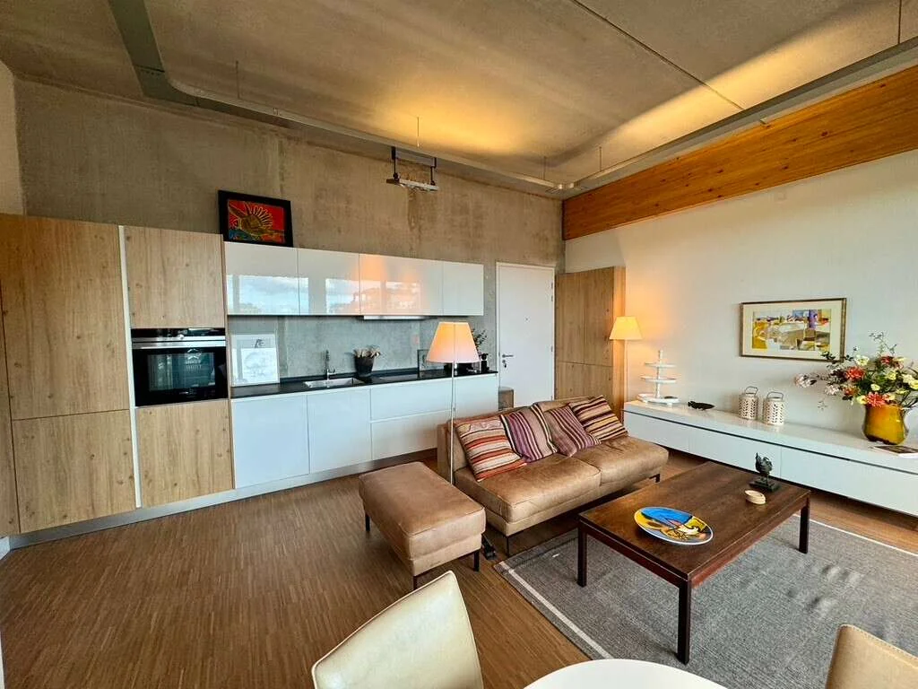 Foto van de Appartement gelegen aan de Johan van Hasseltkade in Amsterdam