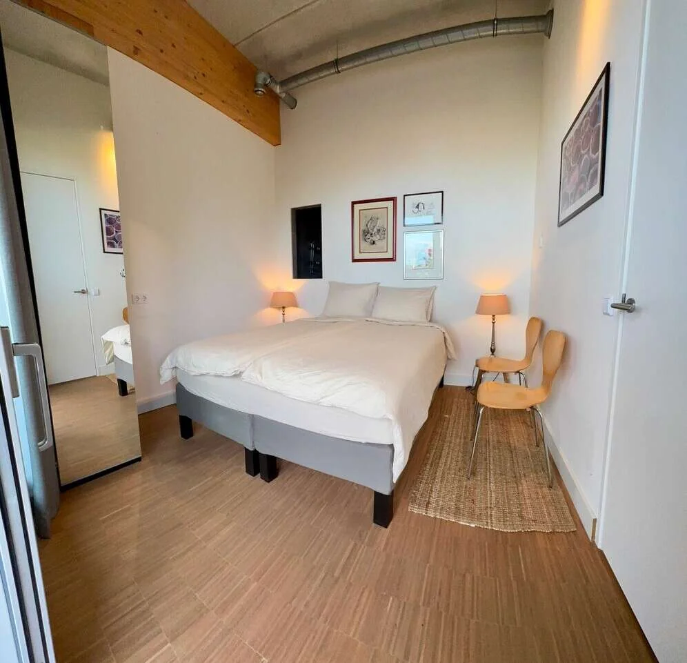 Foto van de Appartement gelegen aan de Johan van Hasseltkade in Amsterdam