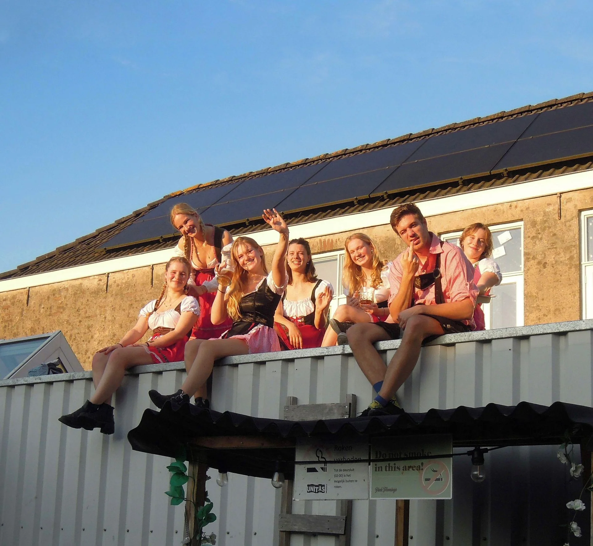 geblurde versie van de foto als achtergrond