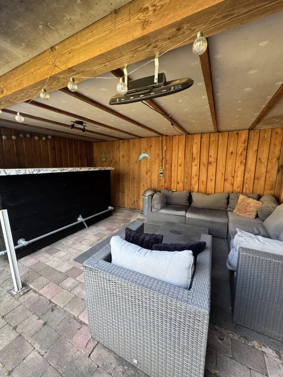 geblurde versie van de foto als achtergrond