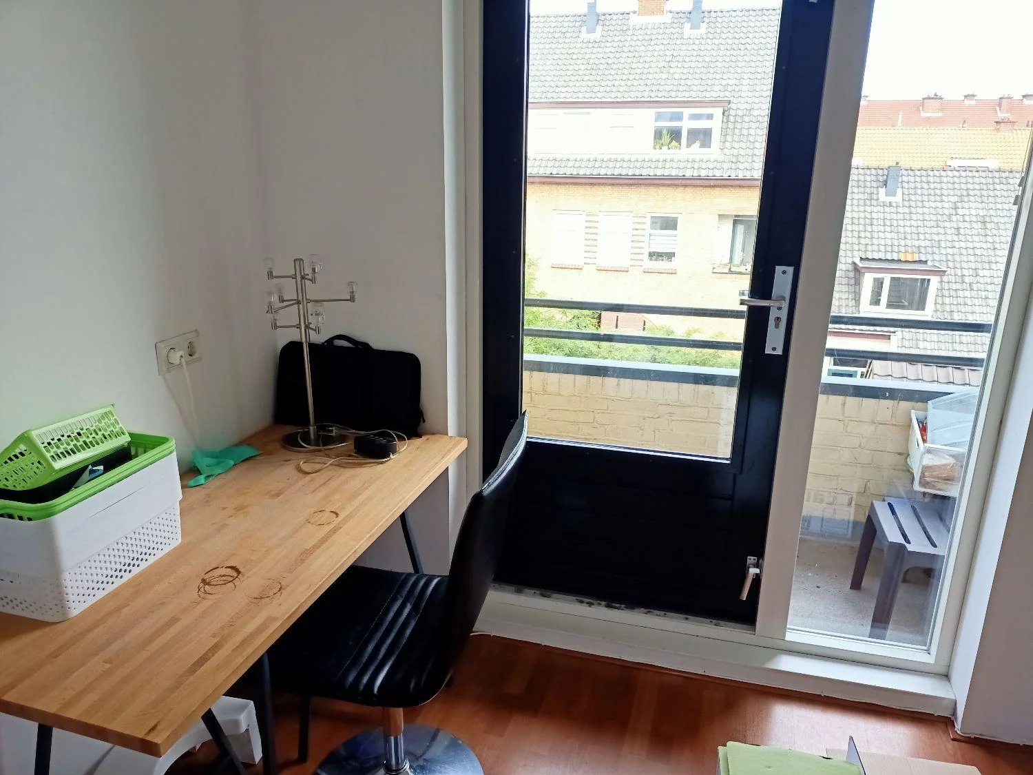 Foto van de Kamer gelegen aan de Esmoreitplein in Den Haag