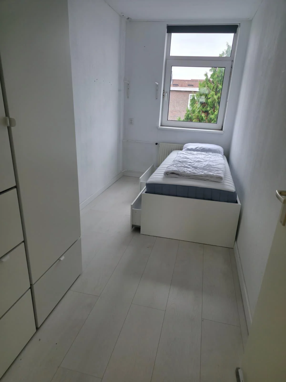 Foto van de Kamer gelegen aan de Werkhoefstraat in Rotterdam