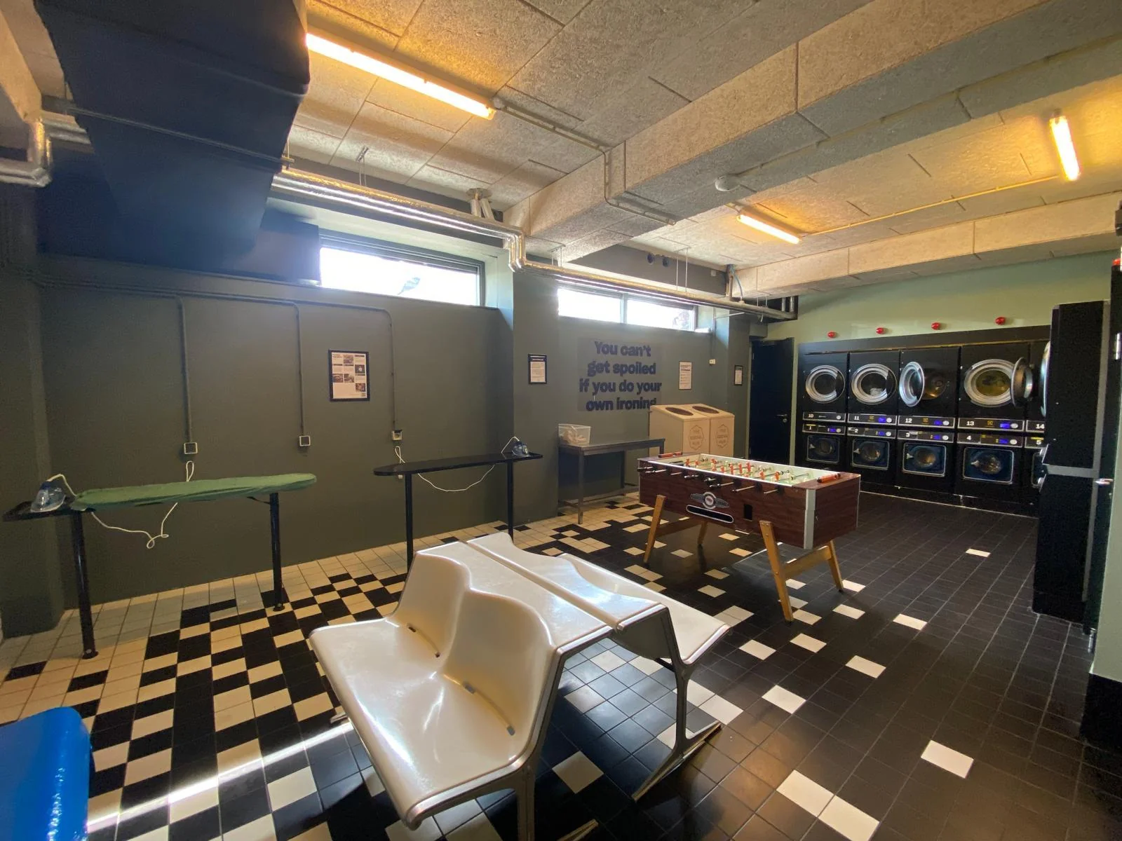 Foto van de Kamer gelegen aan de Van de Sande Bakhuijzenstraat in Amsterdam
