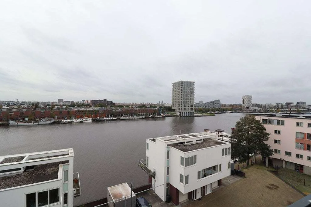 Foto van de Appartement gelegen aan de Venetiëhof in Amsterdam