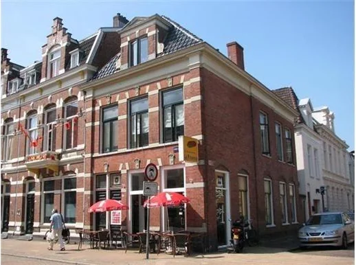 Foto van de Kamer gelegen aan de Ubbo Emmiusstraat in Groningen