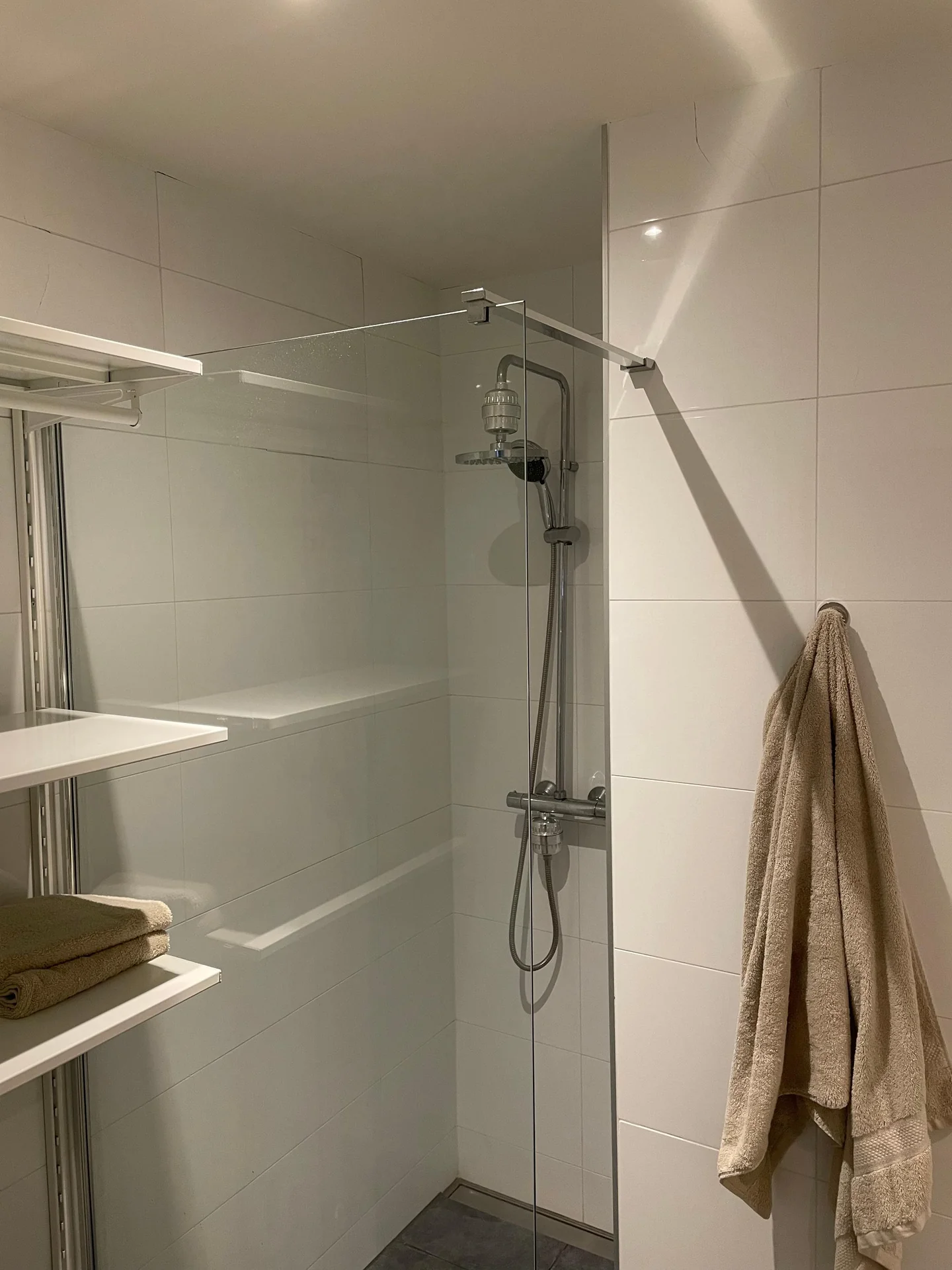 Foto van de Kamer gelegen aan de Langswater in Amsterdam