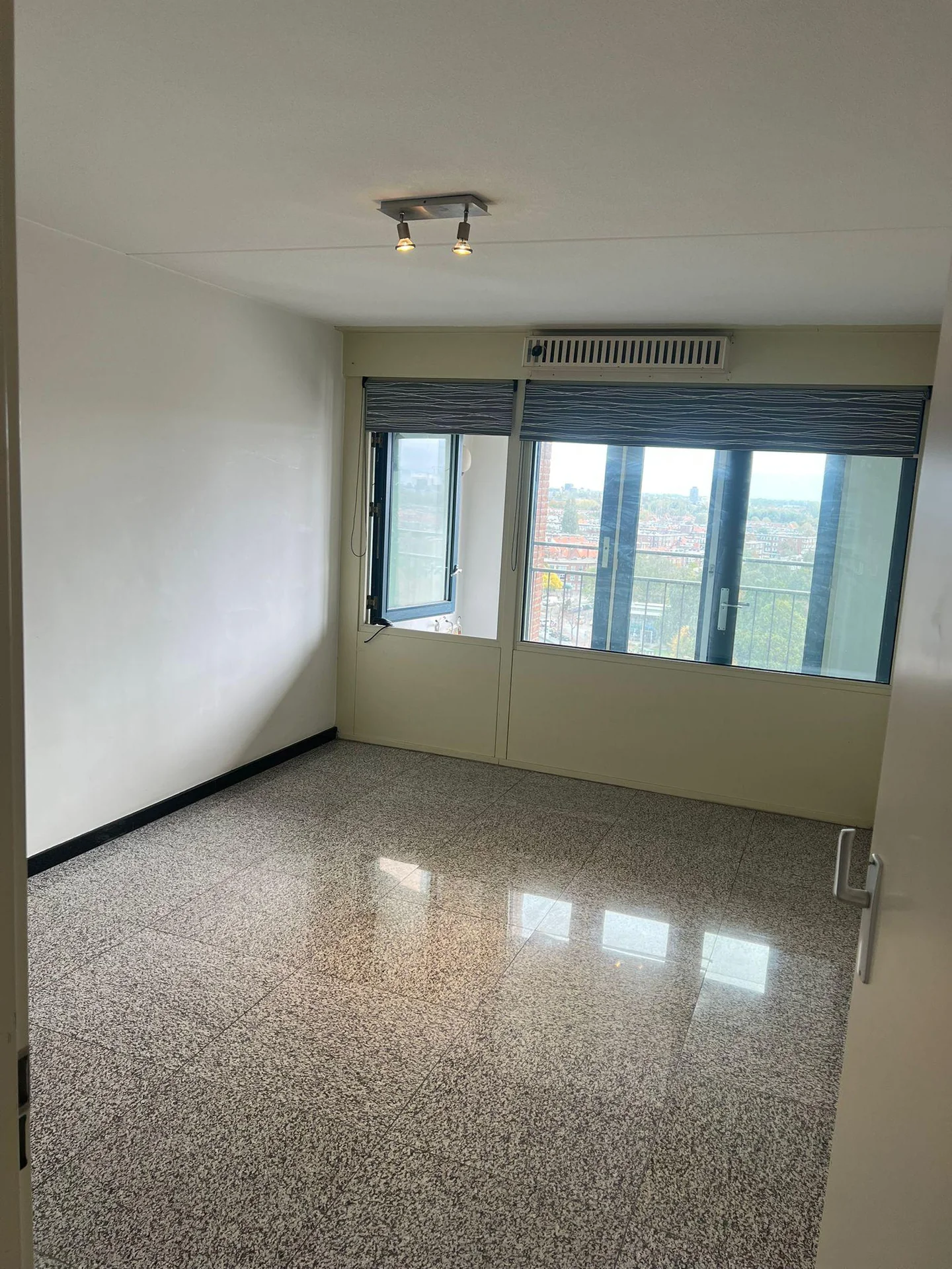 Foto van de Appartement gelegen aan de Verheeskade in Den Haag