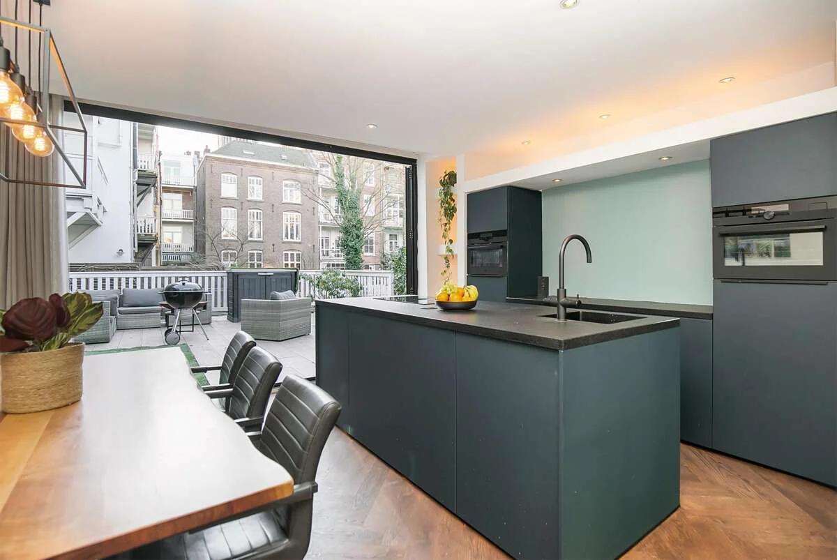 Foto van de Appartement gelegen aan de Overtoom in Amsterdam