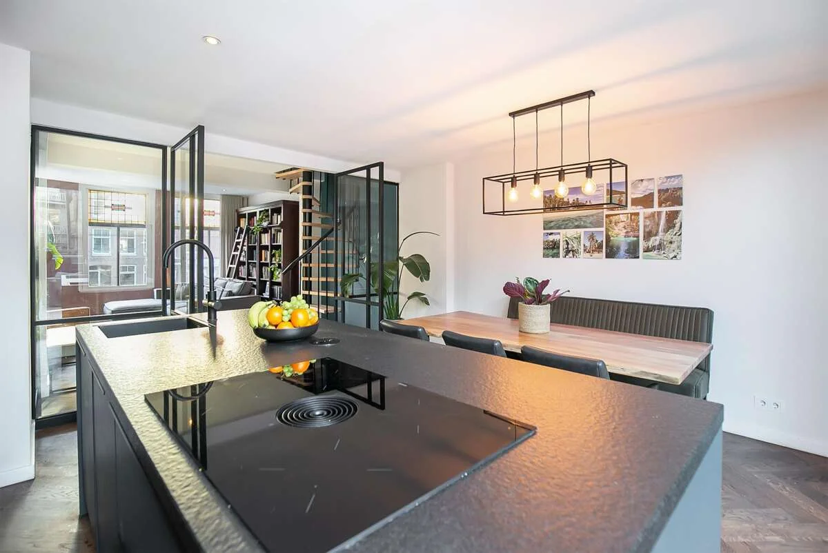 Foto van de Appartement gelegen aan de Overtoom in Amsterdam